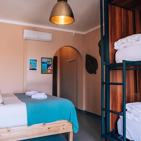 Malacuna Peniche Ferrel (Leiria)