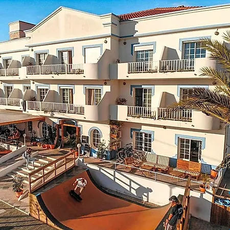 Malacuna Peniche 3*